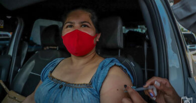 Paranaguá se destaca no Estado e já vacina pessoas com 31 anos ou mais. Paranaguá se destaca no Estado e já vacina pessoas com 31 anos ou mais.