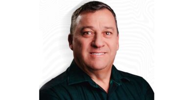 Com Liminar, Prefeito Mostarda e demais afastados devem voltar as suas funções. Com Liminar, Prefeito Mostarda e demais afastados devem voltar as suas funções.