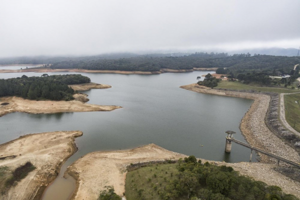 Com nível dos reservatórios em 80,34%, racionamento chega ao fim em Curitiba