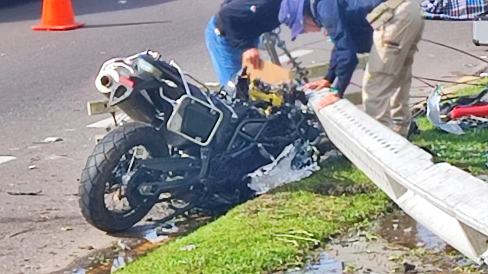 Casal Que Morreu Em Acidente Tr Gico Na Linha Verde Em Curitiba Identificado R Dio Plug