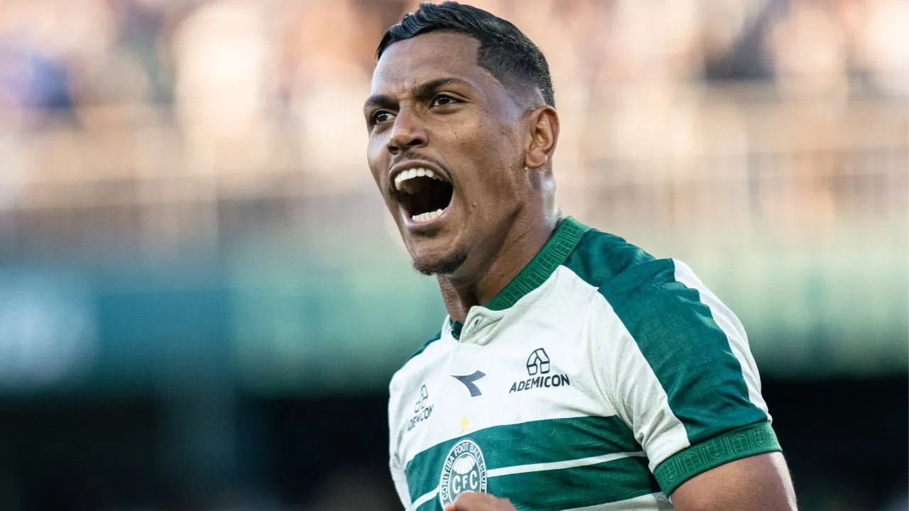 Pedro Rocha do Coritiba marcou um gol contra o Atlético-MG. Foto: JP Pacheco/Coritiba.