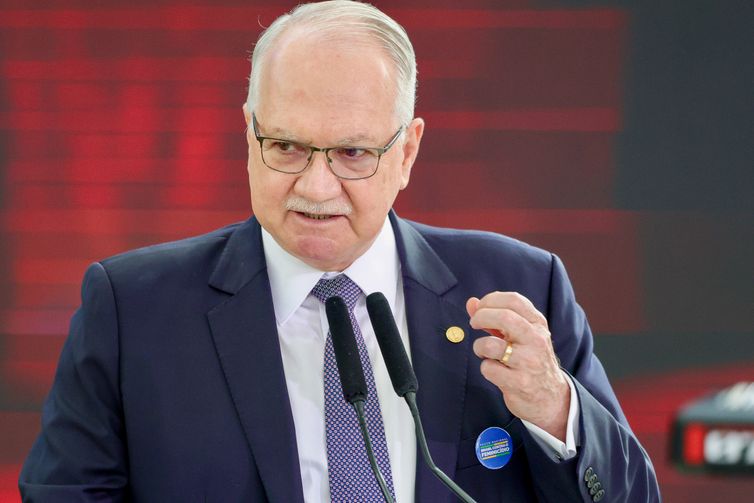 04/02/2026 - Brasília - O presidente do STF, Edson Fachin durante cerimônia de assinatura do Pacto Brasil de Enfrentamento ao Feminicídio. Palácio do Planalto. Brasília (DF) - Brasil. Foto: Fabio Rodrigues-Pozzebom/Agência Brasil