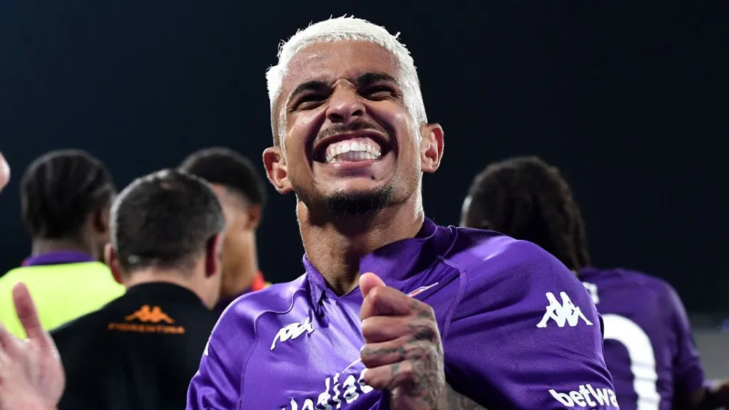 Dodô em ação pelo Coritiba.