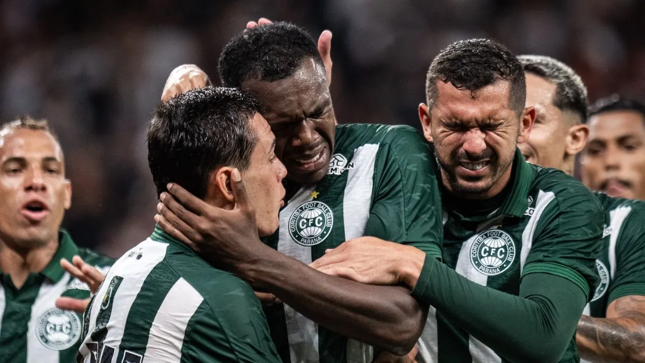 Jacy marcou gol sobre o Corinthians em 2026. (Foto: JP Pacheco/Coritiba).