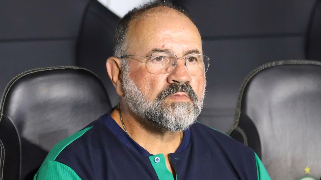 PC de Oliveira no comando do Coritiba. Foto: Edson de Souza/IMAGO.