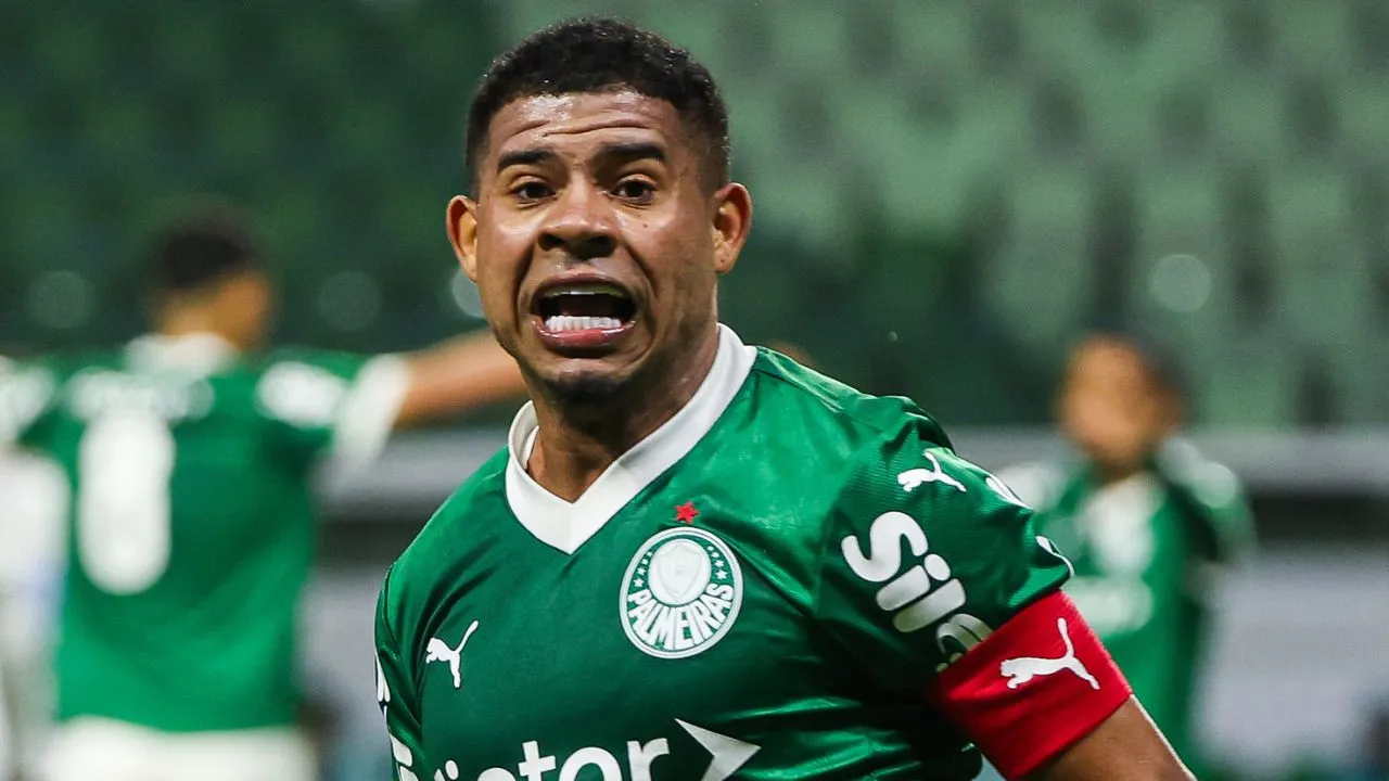 Gilberto Júnior pelo Palmeiras