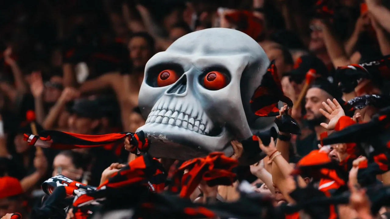 Torcida do Athletico na Arena da Baixada