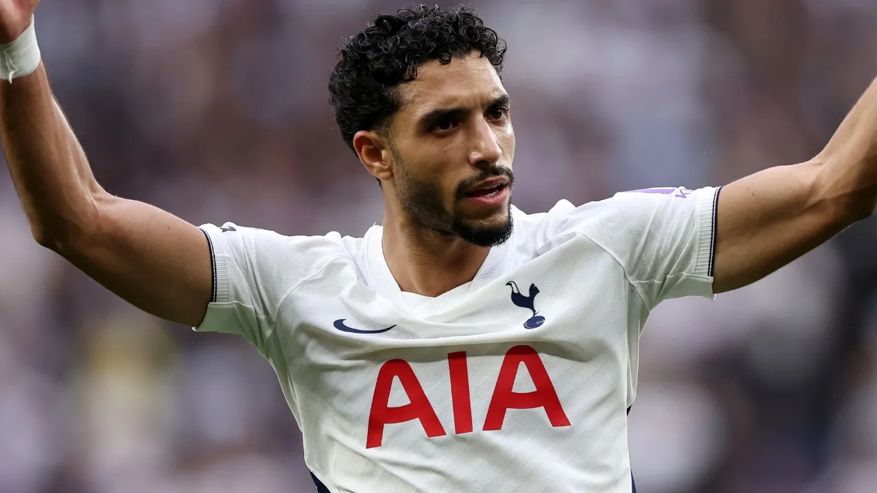 Omar Marmoush pelos Spurs