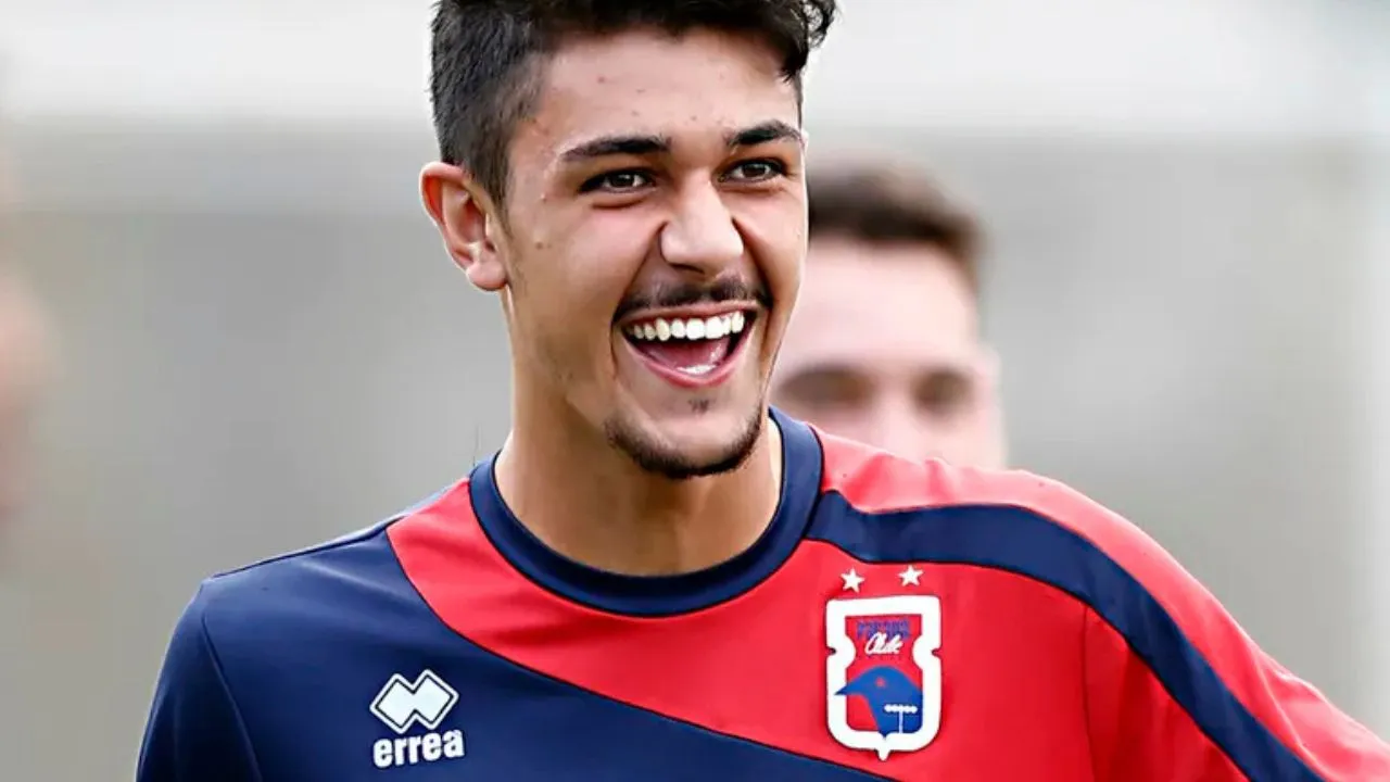João Basso em sua época de formação no futebol paranaense.