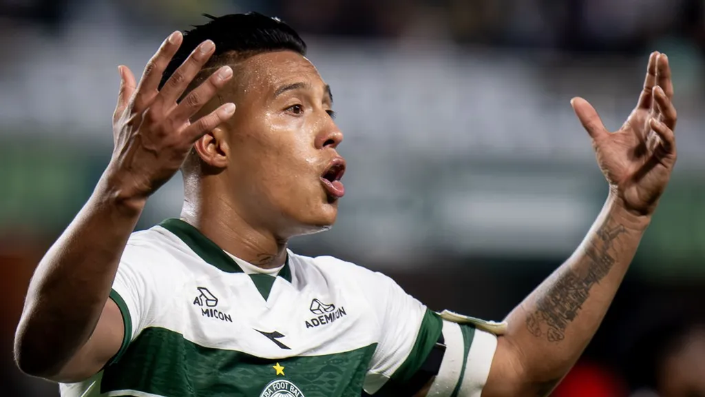 Sebastián Gómez em ação pelo Coritiba